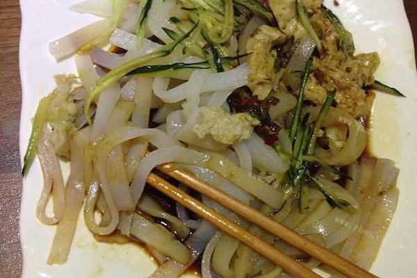 味道超赞的凉皮