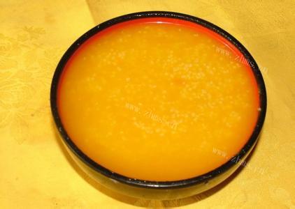 肉碎小米粥