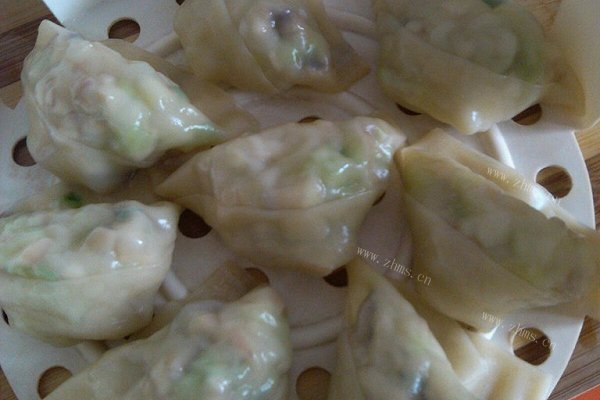 自制蒸白菜素馄饨