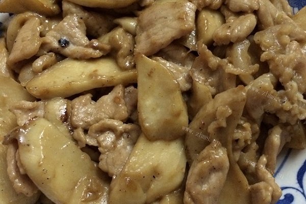 自制杏鲍菇黑椒炒肉