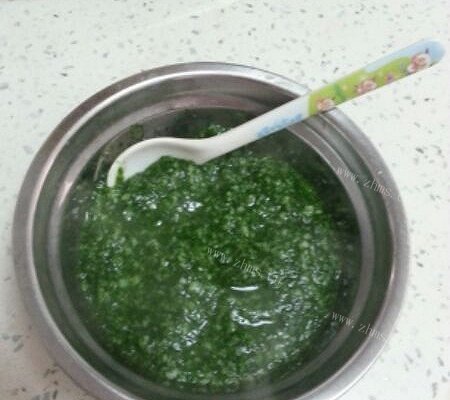 菠菜蝴蝶面泥