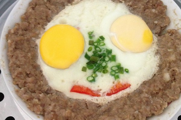肉饼蒸蛋