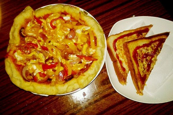 电饼铛版培根香肠披萨