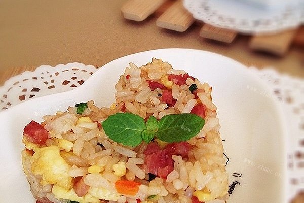 培根鸡蛋炒饭