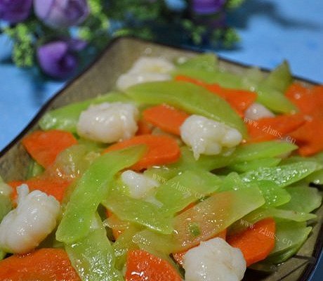 虾仁炒莴苣胡萝卜