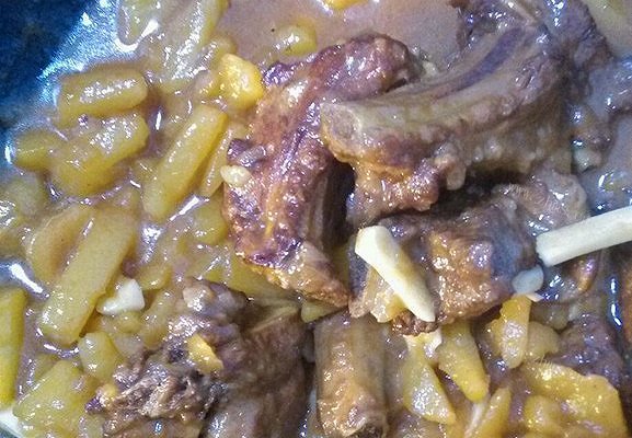 红烧排骨土豆