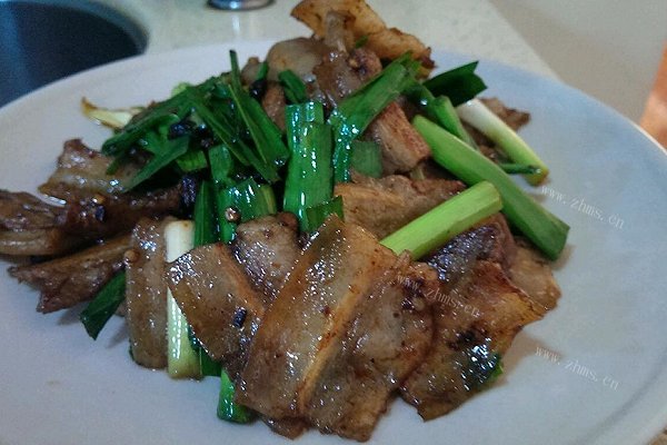 （详细版）正宗川味蒜苗回锅肉