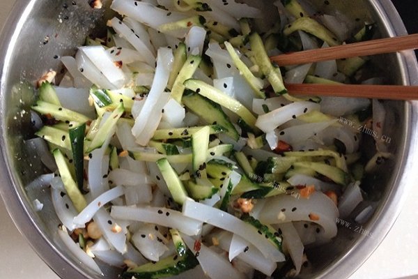 家常凉粉拌黄瓜