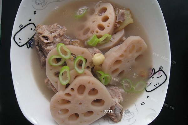 美味莲藕排骨汤