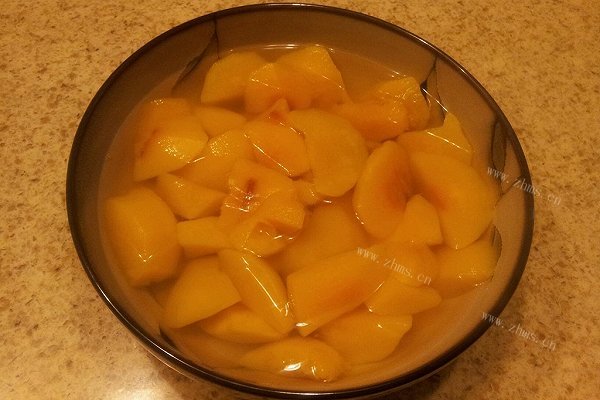 自制糖水黄桃