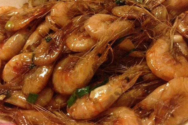家常油爆小河虾