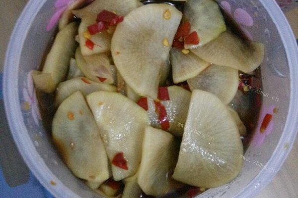 自制腌萝卜
