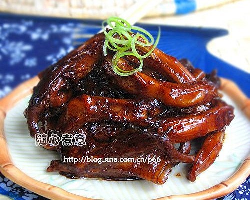 酱鸭舌