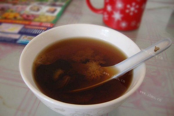 罗汉果菊花茶