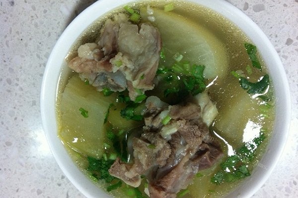 新疆清炖羊肉