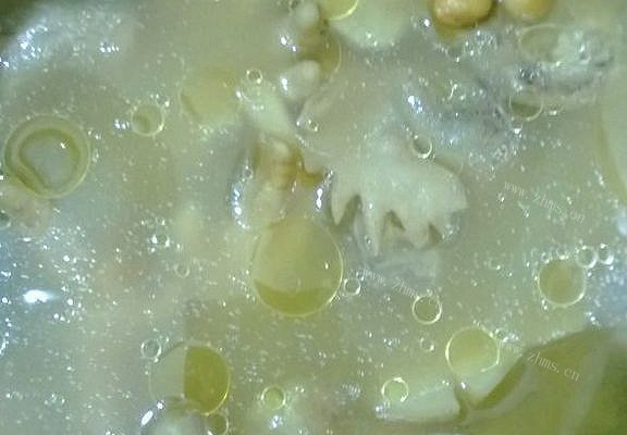 黄豆鸡脚汤