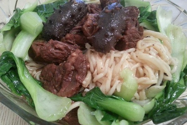 特级海参牛肉面