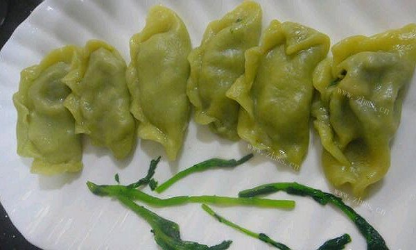 绿饺子
