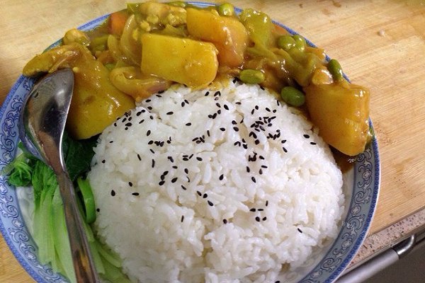 咖喱鸡肉饭