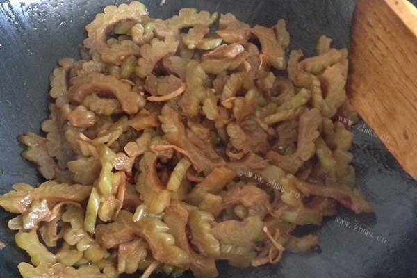 酸辣炒苦瓜