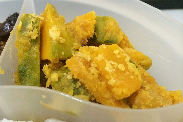 简单馆子菜—咸蛋黄南瓜