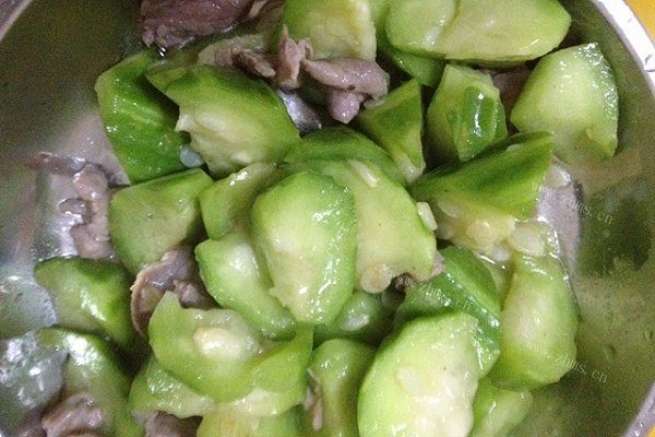 淼淼，肉片丝瓜