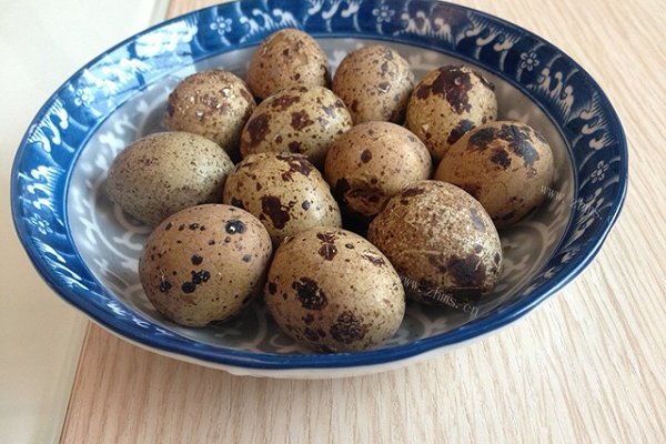 卤鹌鹑蛋