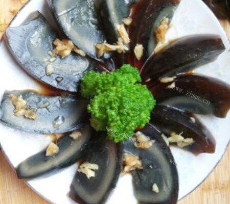 夏季爽口小菜姜汁皮蛋