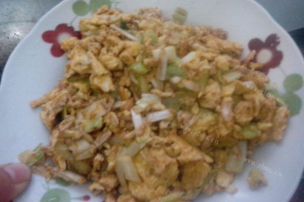韭黄炒鸡蛋