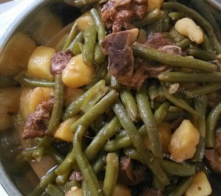 美味豆角烧排骨