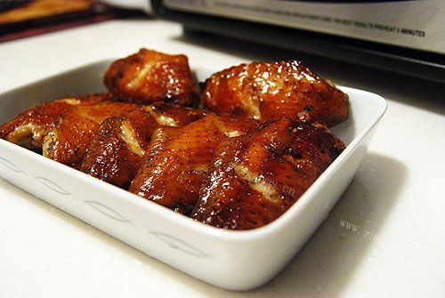 秘制酒香烤鸡翅 蔬菜炒饭