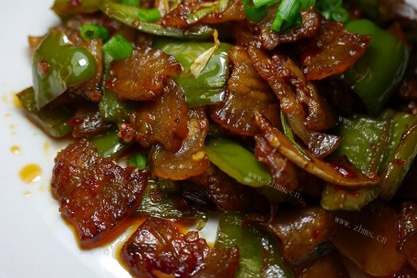 自制柳式青椒回锅肉