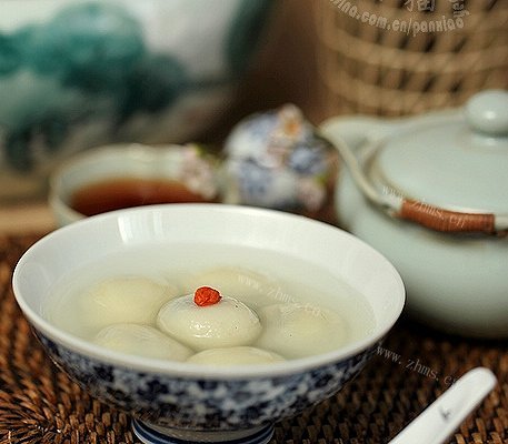 豆腐黑芝麻汤圆
