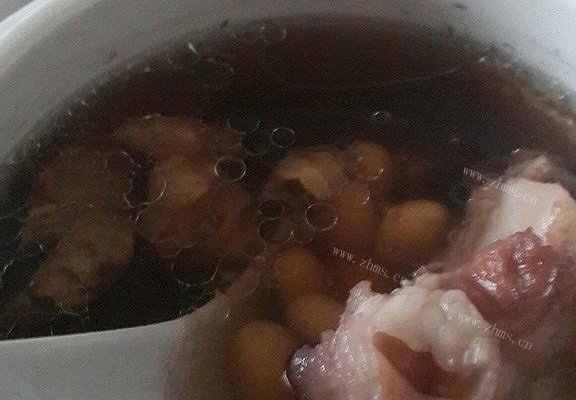 猪蹄顿黄豆