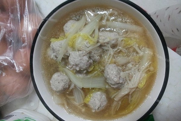 汆丸子汤