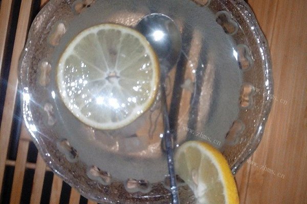 夏日冰镇柠檬蜜糖汁