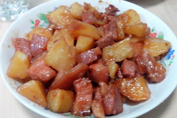 叉烧土豆炖肉