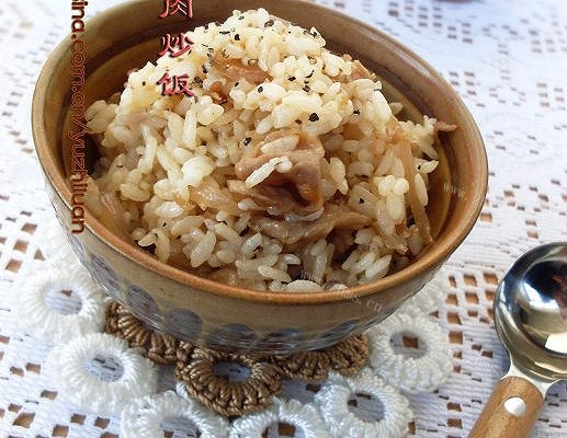 黑椒羊肉炒饭