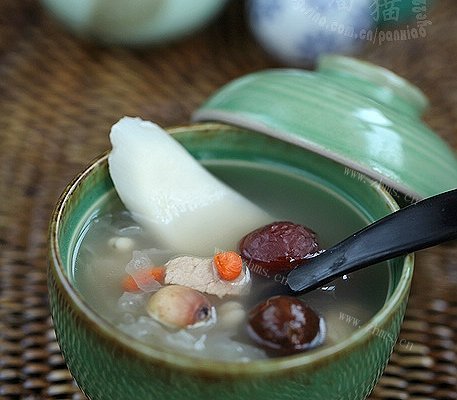 清补凉瘦肉汤