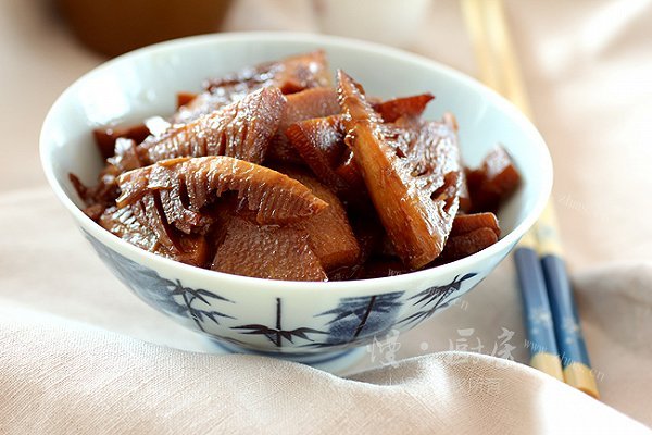「油焖笋」简单易做又好吃的秘决