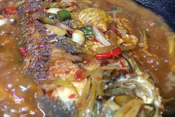 家常红烧鲳鱼