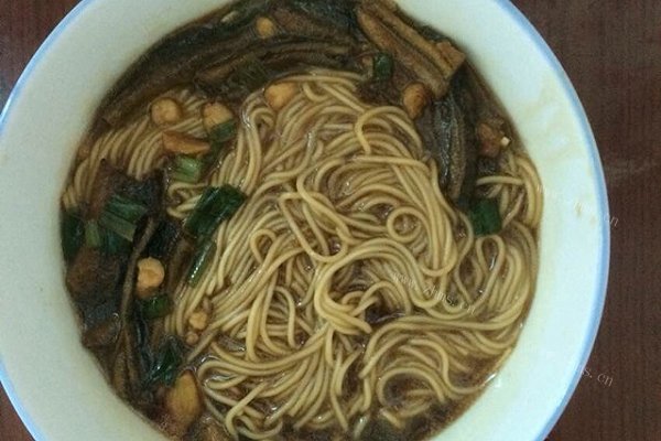 家庭版鳝丝虾仁面