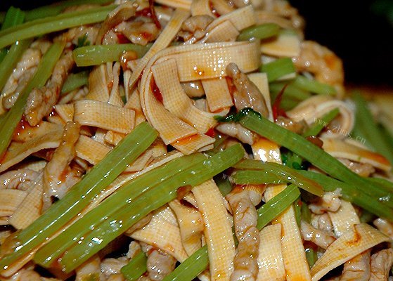 芹菜千张肉丝