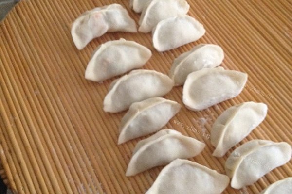 健康萝卜丝海鲜饺子