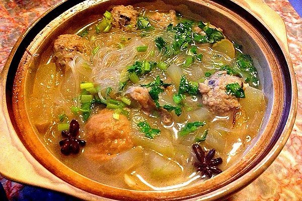 冬瓜肉圆粉丝煲