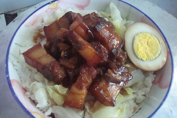 台湾卤肉饭
