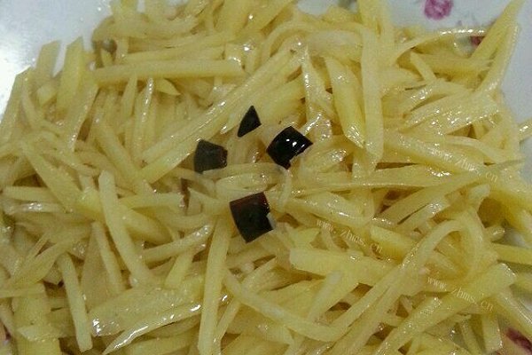 家常版酸辣土豆丝