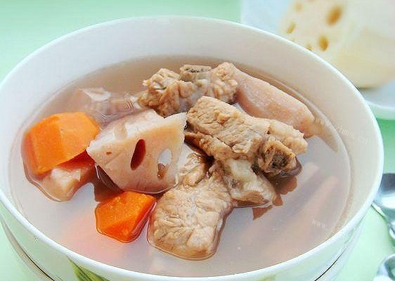 藕煨排骨汤