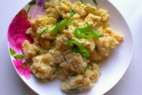 营养早餐__豆渣炒鸡蛋