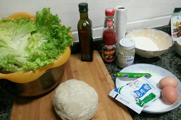 生菜，火腿卷手抓饼